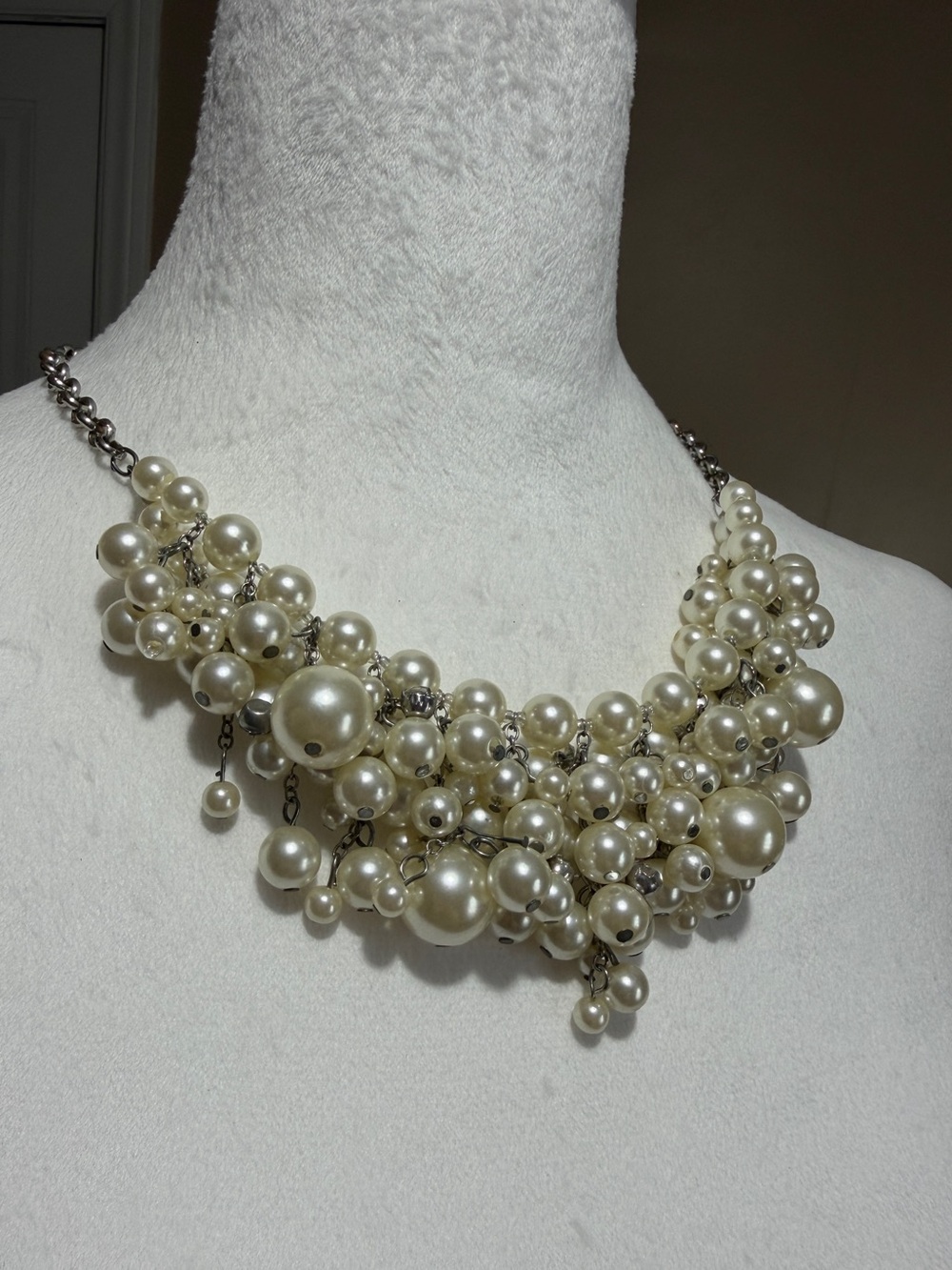 Nicole Miller Pearl Cluster Statement Bib Necklace White Silver Tone